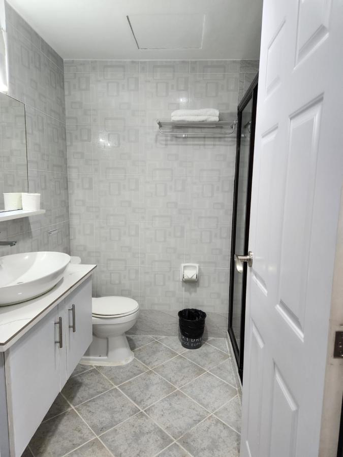 Condo Azur Suites A125 Amani Resorts Residences , 5 Minutes Airport, Netflix, Stylish, Cozy With Luxurious Swimming Pool Lapu-Lapu City Exterior photo