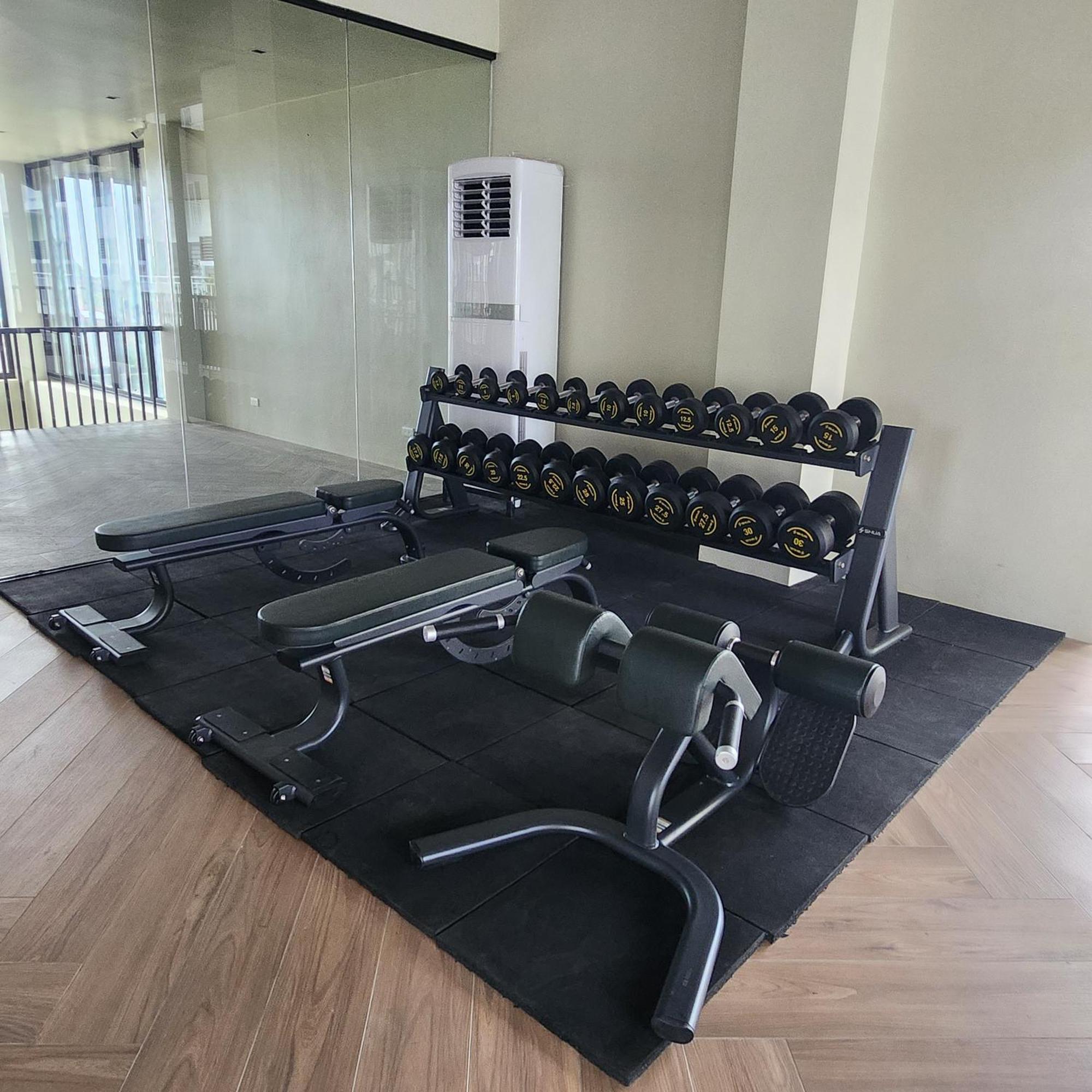 Condo Azur Suites A125 Amani Resorts Residences , 5 Minutes Airport, Netflix, Stylish, Cozy With Luxurious Swimming Pool Lapu-Lapu City Exterior photo